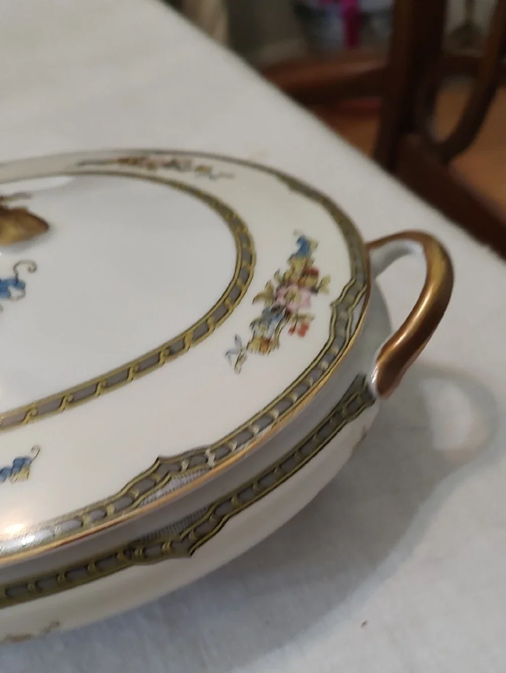 Noritake White Porcelain Covered Serving Tureen with Gold Trim and Floral Sprays